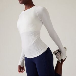 Athleta Momentum Seamless Long Sleeve Crew Neck Top White Medium